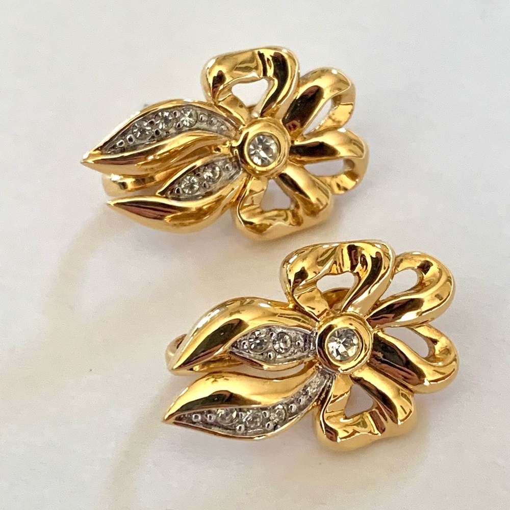 Vintage Nina Ricci bow tie earrings with crystal rhinestones clip on 1980s